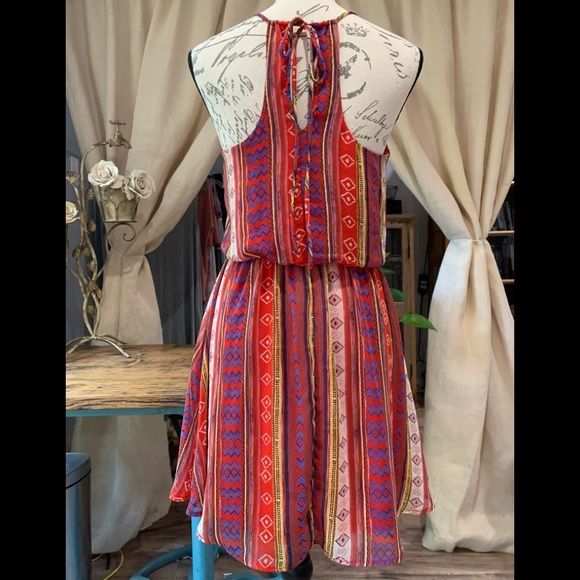 Lush dress - Picture 2 of 4